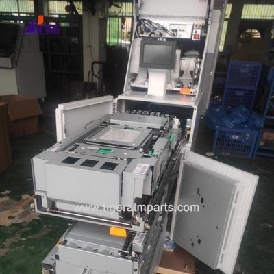 NCR SelfServ 87 Recycler NCR 6687 آلة الصراف الآلي المصرفي الخارجية من خلال الحائط